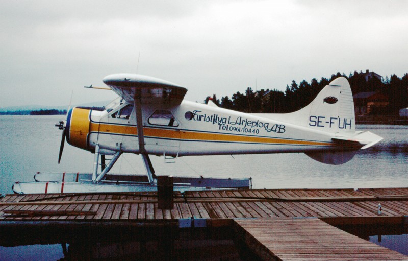 SE-FUH i Arjeplog sommaren 1976.  Foto ur Freddy Stenboms donerade samling.