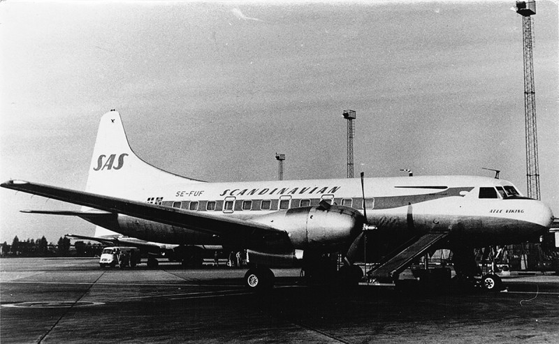 SE-FUF i SAS målning, fotograferad på Kastrup, troligen i september 1971.<br />Foto ALPS via Nils-Olof Andersson