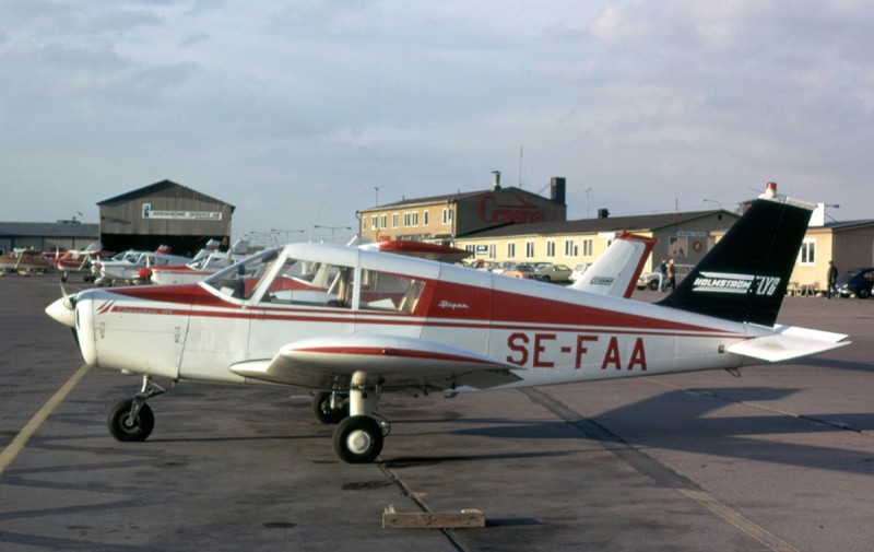 SE-FAA på Bromma den 19 september 1973.<br />Foto: Leif Fredin