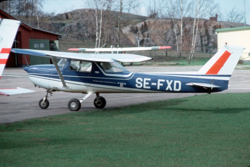 SE-FXD på Linköping, Saab-fältet 1977-04-30. Foto ur Freddy Stenboms donerade samling.