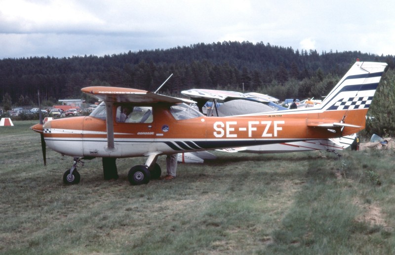 SE-FZF 1984. Plats ej känd. Foto ur Freddy Stenboms donerade samling.