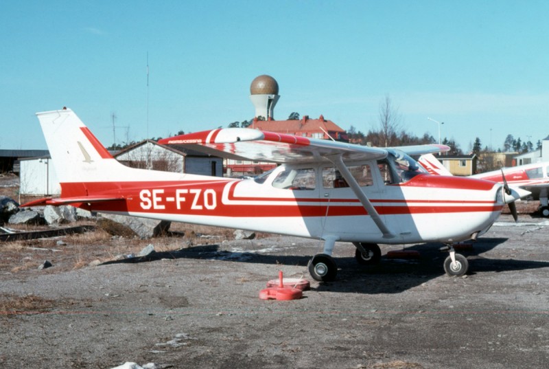 SE-FZO på Bromma 1975-03-22. Foto: Peter Liander