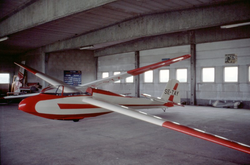 SE-TAY i hangar i Landskrona, troligen 1978. Foto ur Freddy Stenboms donerade samling.