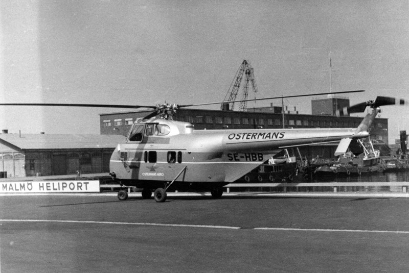 SE-HBB vid Malmö heliport i Malmö hamn. Datum ej känt. Foto: Walther Vetterlein