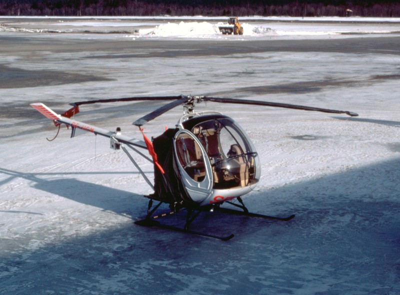 SE-HCM på Midlanda, Sundsvall 1983-03-06. Foto: Hans Wallin