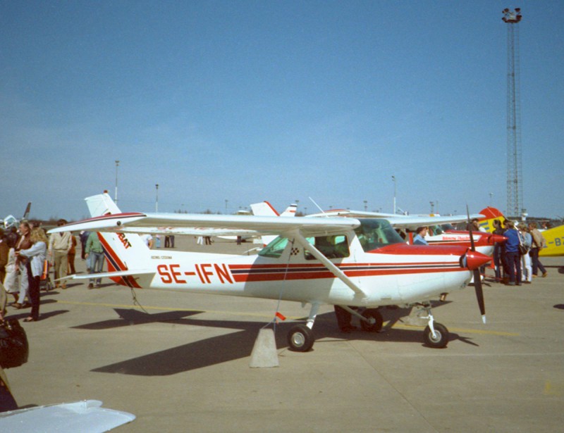 SE-IFN på Arlanda, troligen 1982. Foto: Lennart Arjevall