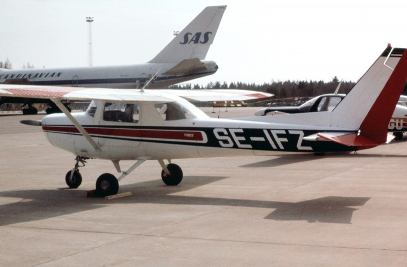 SE-IFZ på Arlands, troligen 1982. Foto ur Freddy Stenboms donerade samling.