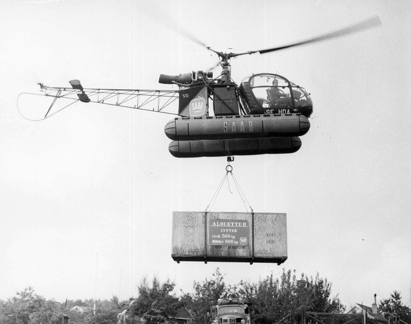 SE-HDA demonstrerar sin lyftkapacitet 1958-09-23. Plats ej känd. Foto: Owe Sjöblom