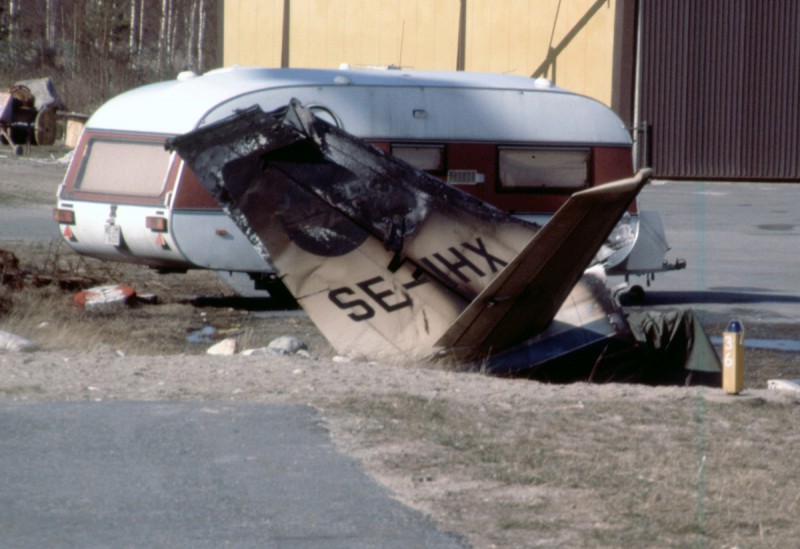 SE-IHX efter hangarbranden 1984-03-24.  Foto ur Freddy Stenboms donerade samling