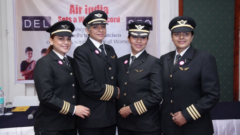 Women-Captain-of-the-Flight-1.jpg