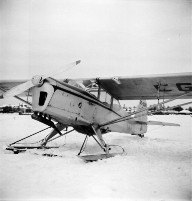 SE-CGN fotograferad i Mora omkring 1957-1959, foto Sven Bäckström.