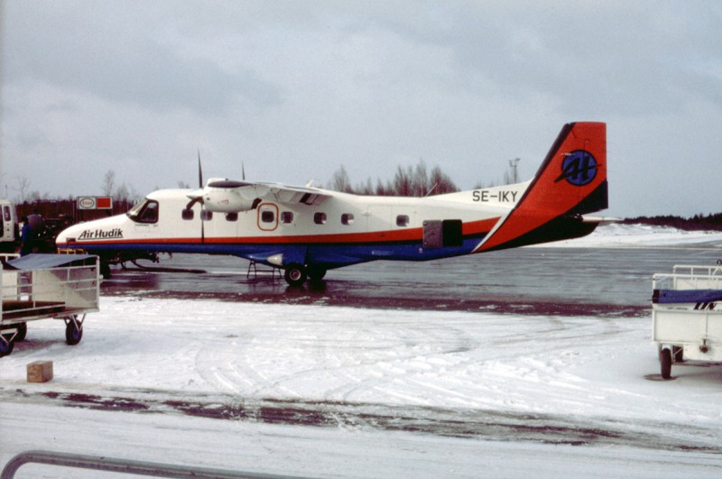 SE-IKY på Arlanda 1984-03-08. Foto: Hans Wallin