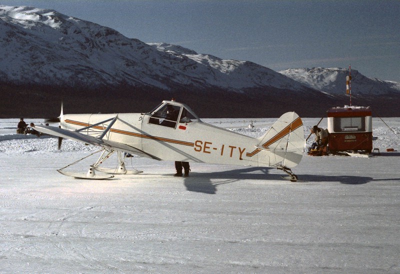 SE-ITY på Ottsjön vintern 1987. Foto: Uldis Sisins