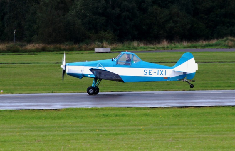 SE-IXI vid flygdag på Säve 2010-08-29. Foto: Sven-Erik Jönsson