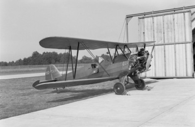 SE-CLC vid Ljungbyheds flygklubbs hangar