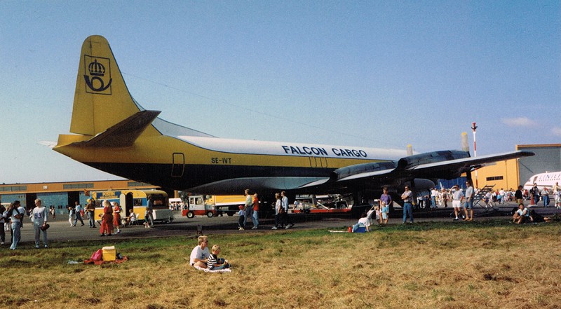 SE-IVT vid flygdag på Säve den 1988-09-03. Foto: Nils-Olof Andersson.