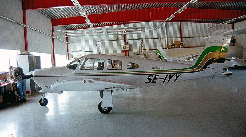 SE-IYY i hangar på Sturup 1992. Foto: Sven-Erik Jönsson