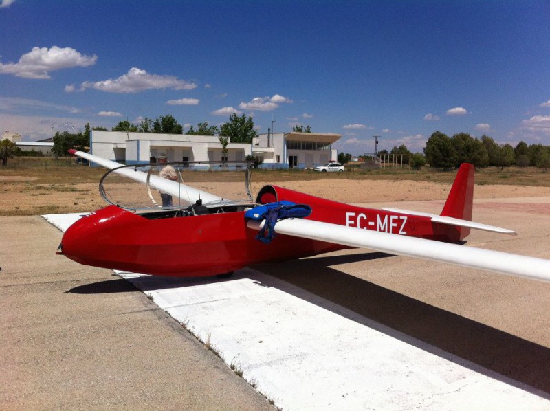 SE-TVZ efter omregistreringen i Spanien. Foto Real Aeroclub de Toledo