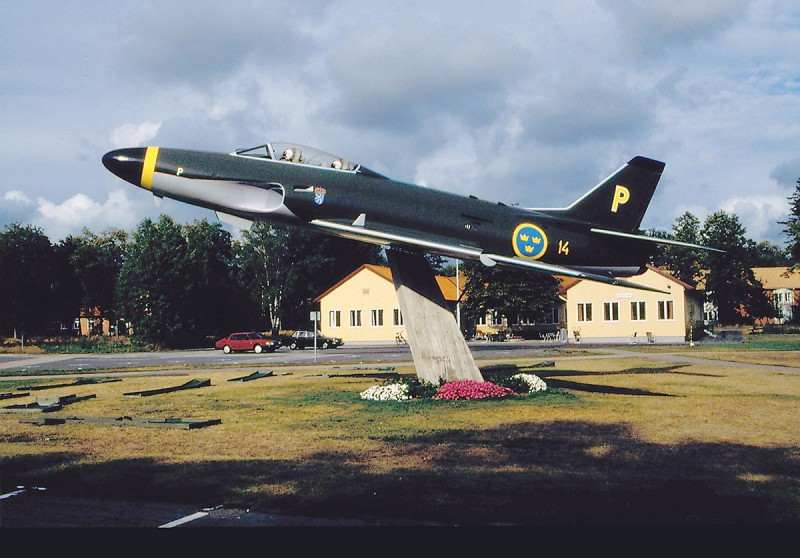 A 32A Lansen, uppbyggd av 32094 och 32127 vid invigningen den 21 augusti 1994.<br />Foto: Sven-Erik Jönsson